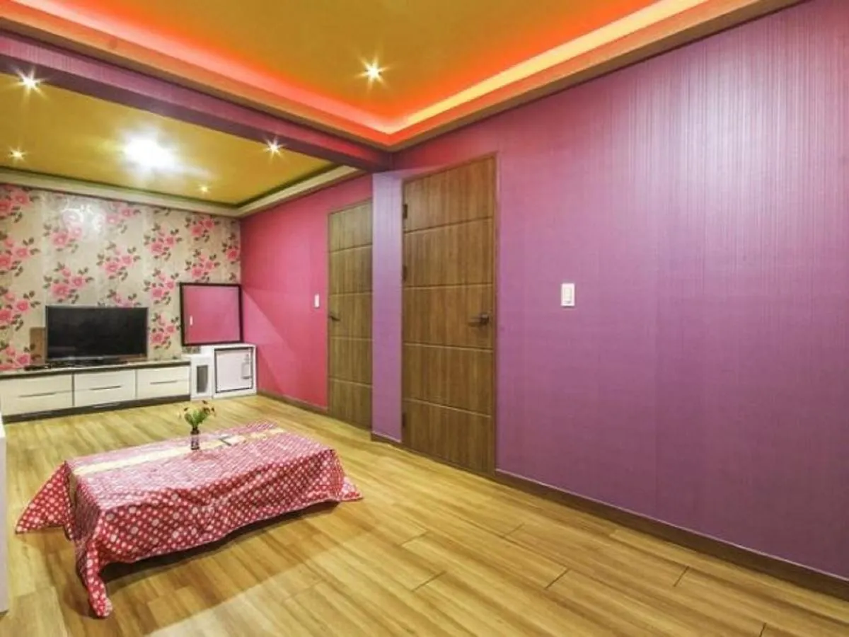 Songdo M Motel Busan